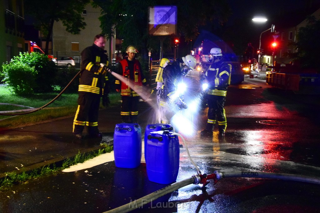 Grossfeuer Einfamilienhaus Siegburg Muehlengrabenstr P0518.JPG - Miklos Laubert